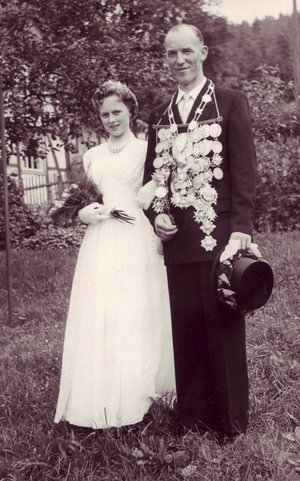 Koenigspaar1956Theo GierseRitaRoettger.jpg.jpg